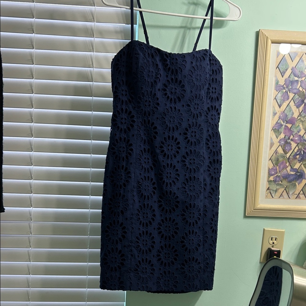 Lilly Pulitzer true navy pinwheel eye design. NWT attached size 10